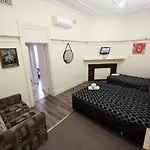 Albury Central Motel