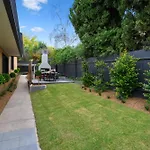 Elegant Escape On Thompson