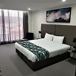 Mantra Albury