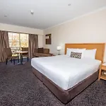 Best Western Plus Hovell Tree Inn