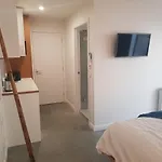 Modern, Private And Close To Town.