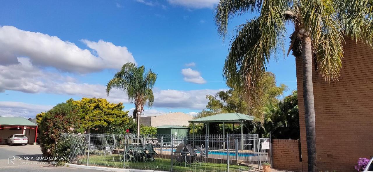 Hume Cbd Motel