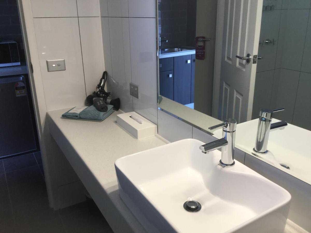 Townhouse 3*