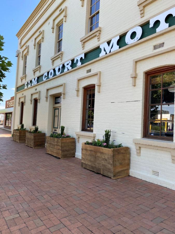 Elm Court 3* Albury