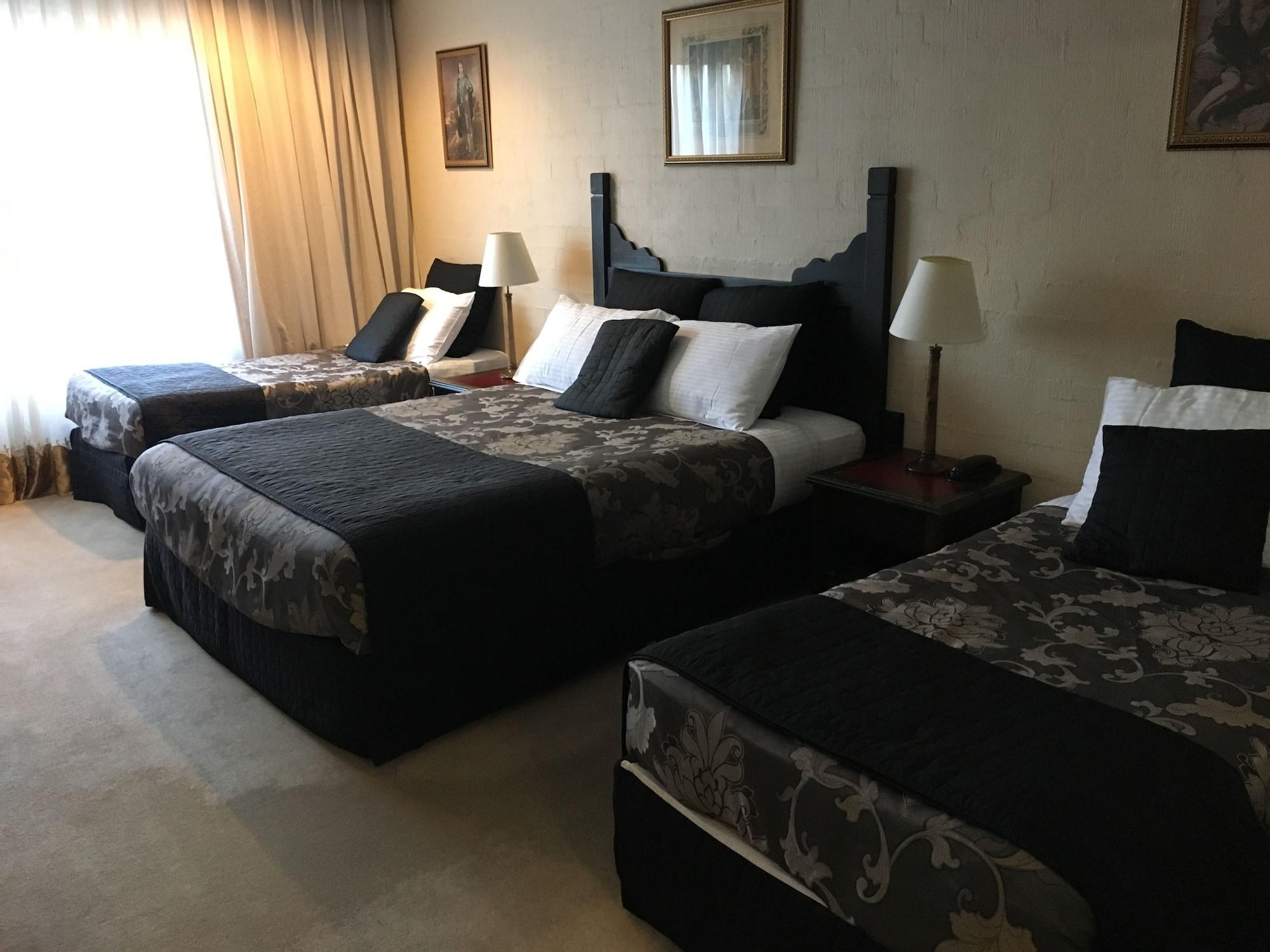 Hotel Manor House Albury