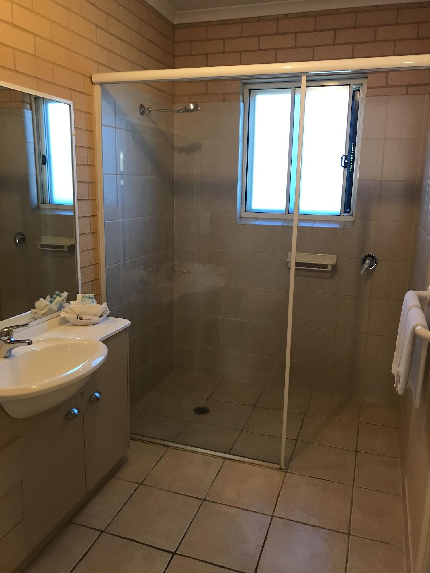 Georgian & Hotel 4*
