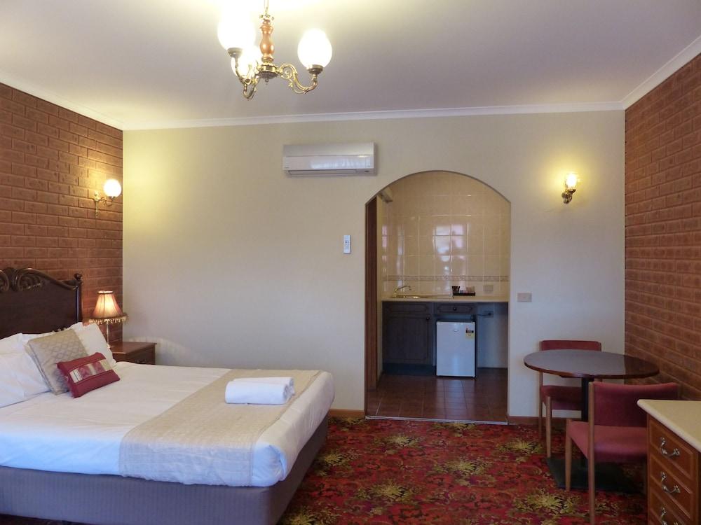 Meramie Motor 4* Albury