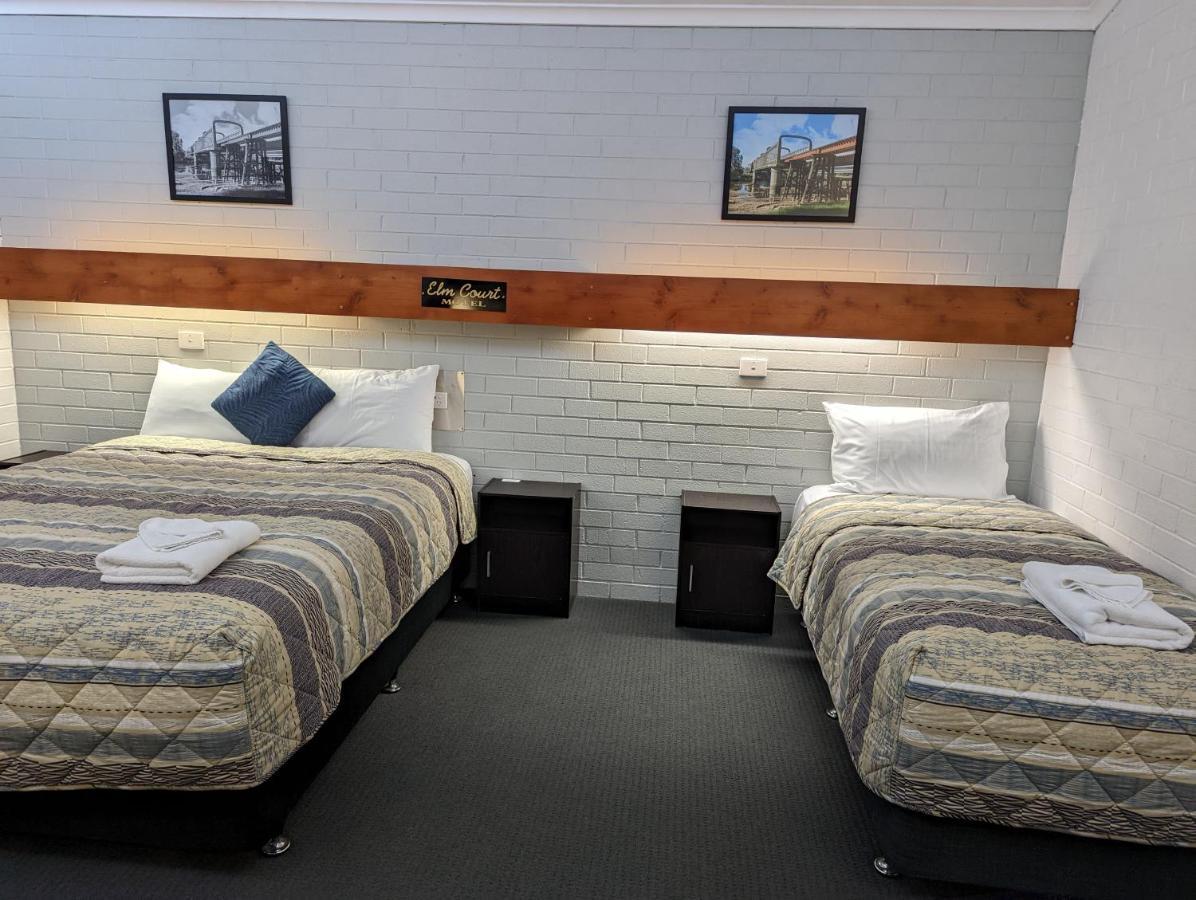 Motel Elm Court 3*