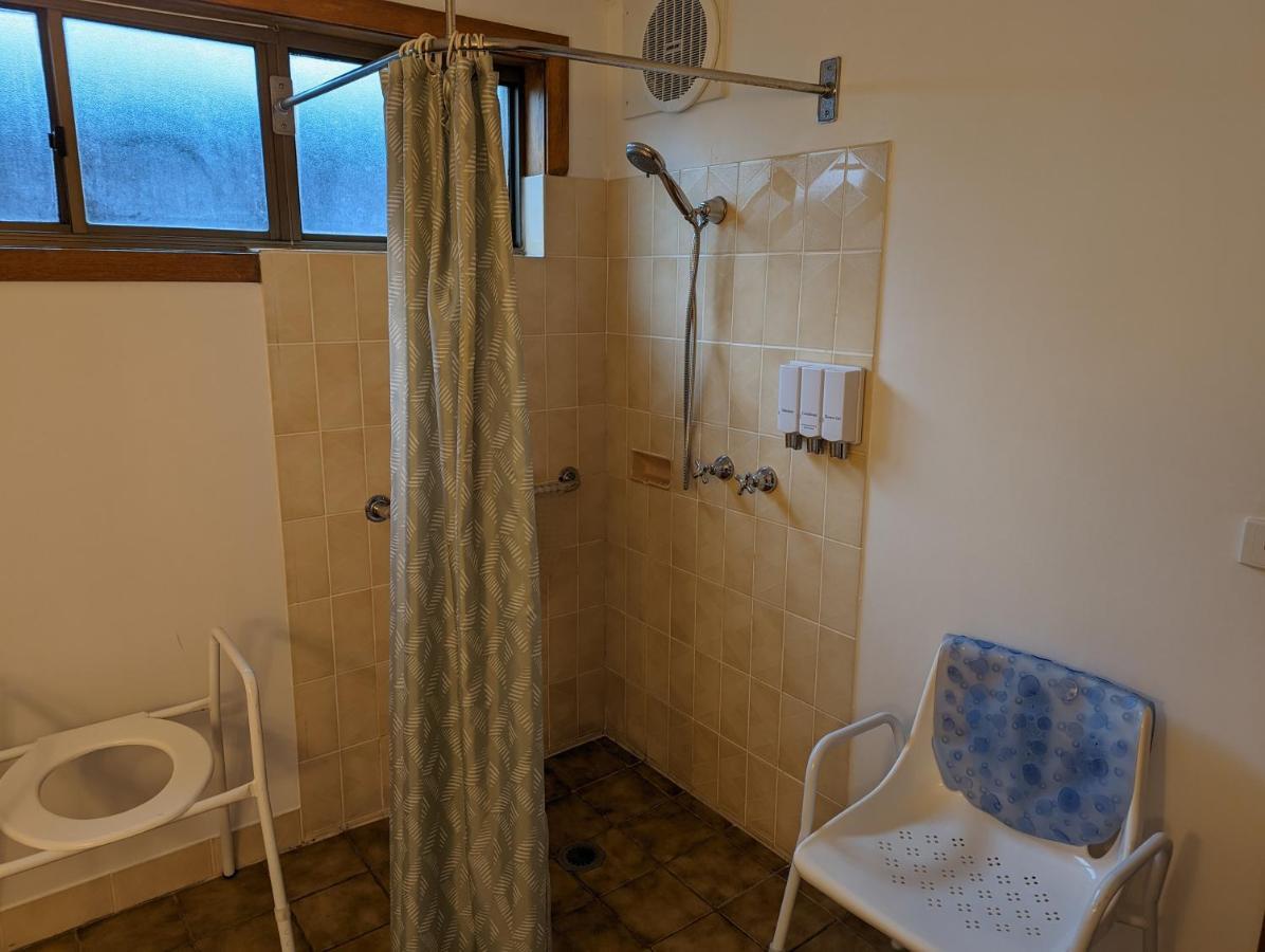 Motel Elm Court 3*