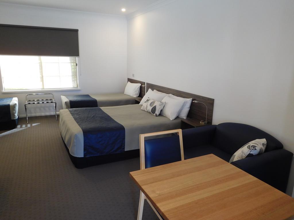Motel Commercial Golf Albury