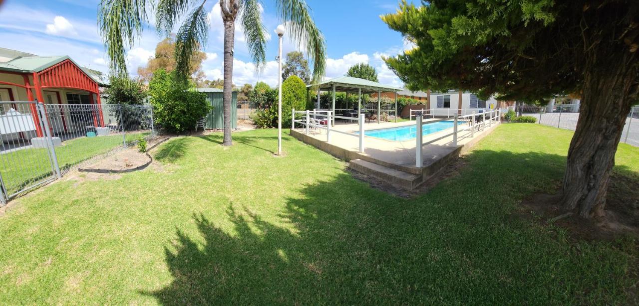 Hume Cbd Motel