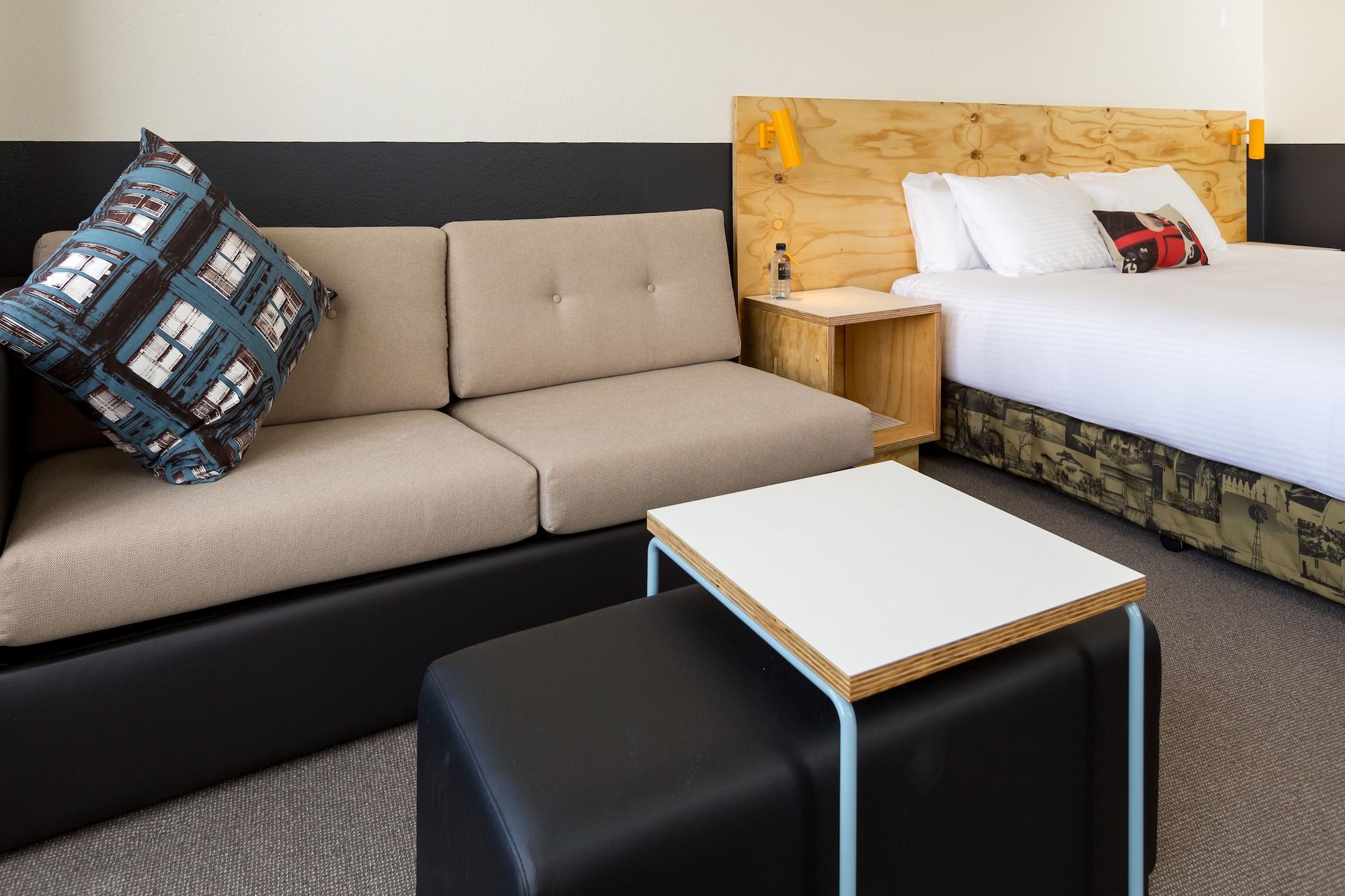 Atura Hotel 4*