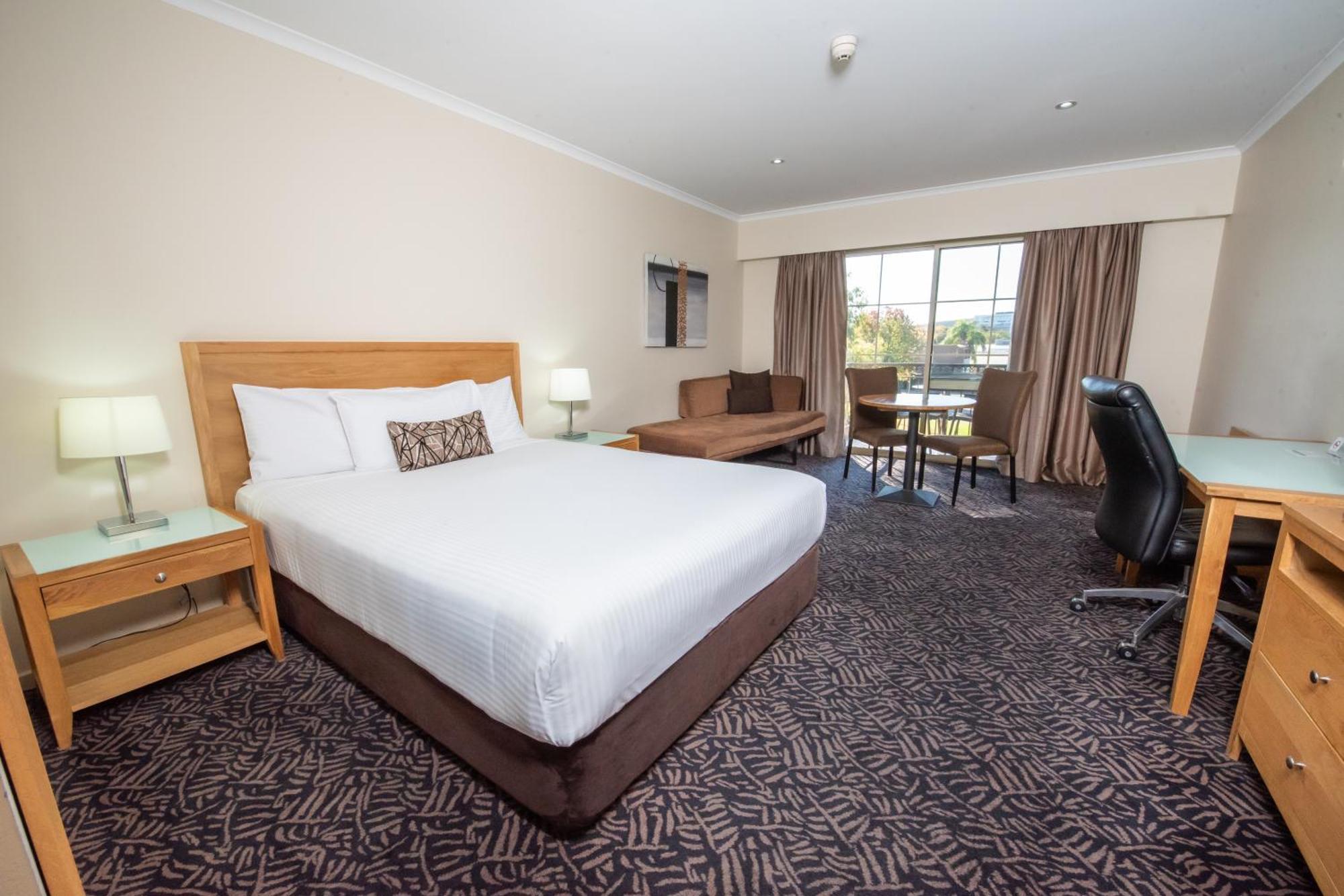 Motel Western Hovell Tree 4*