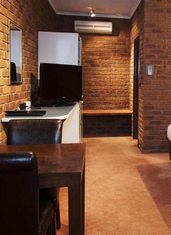 Motel Fountain Court Motor 4*