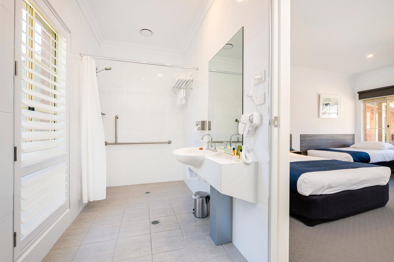 Motel Commercial Golf Albury