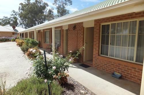 Commercial Golf Motel 4*