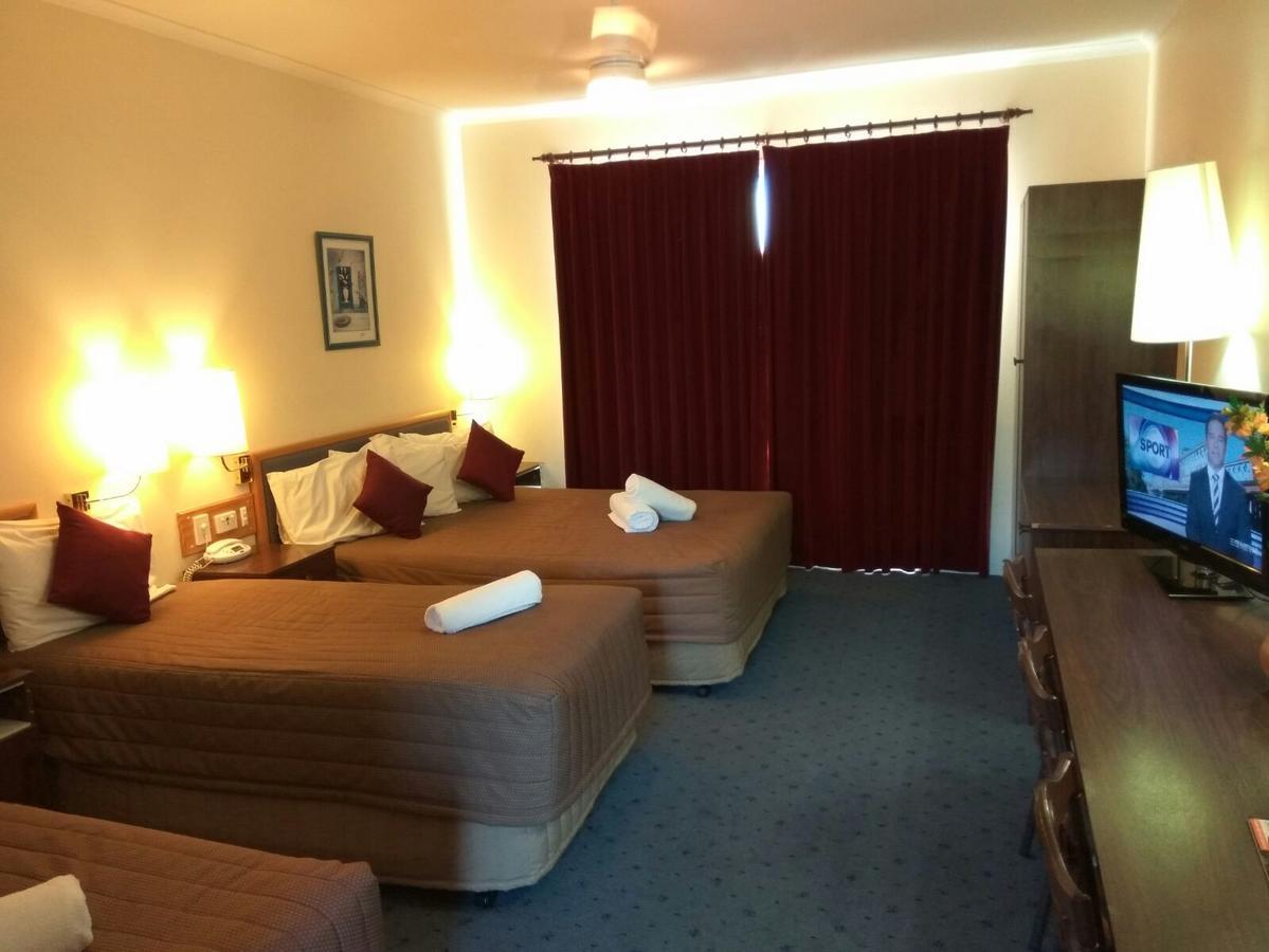 Motel Australia Park 4*