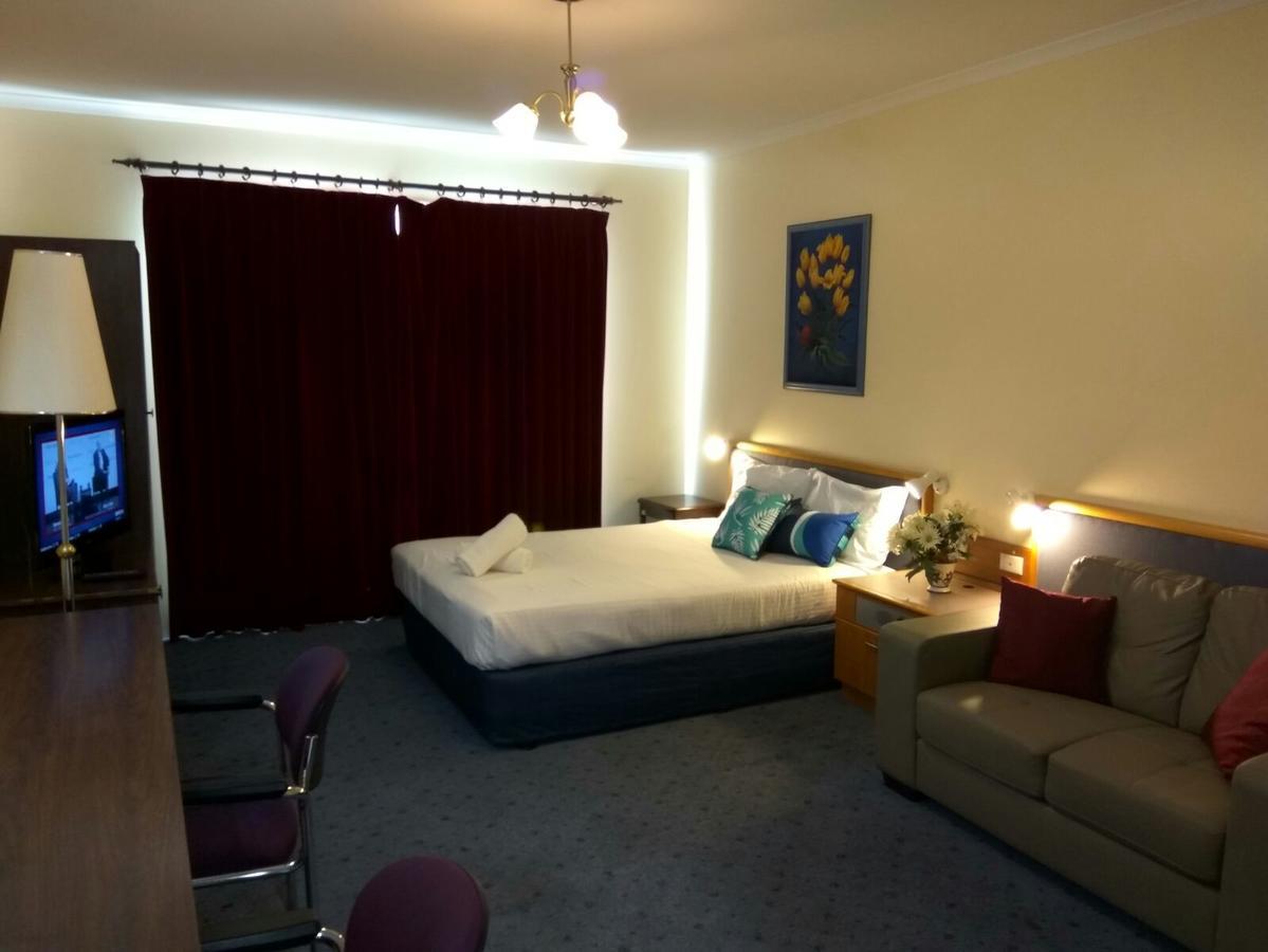 Motel Australia Park 4*