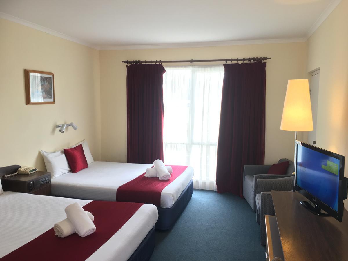 Motel Australia Park 4*
