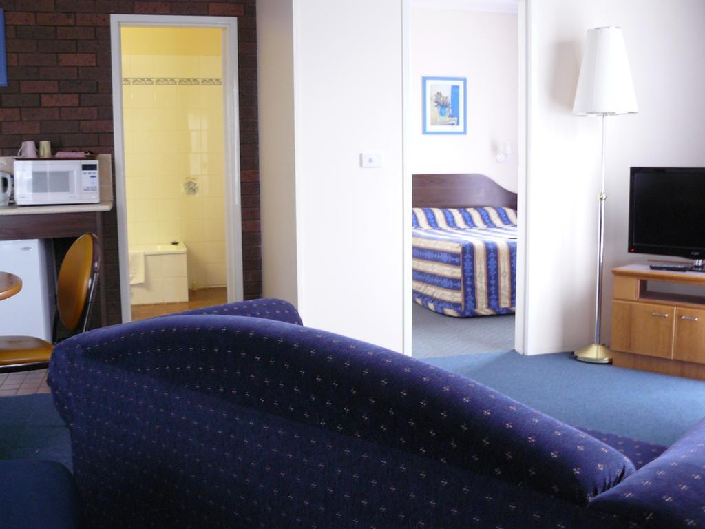 Australia Park Motel 4*