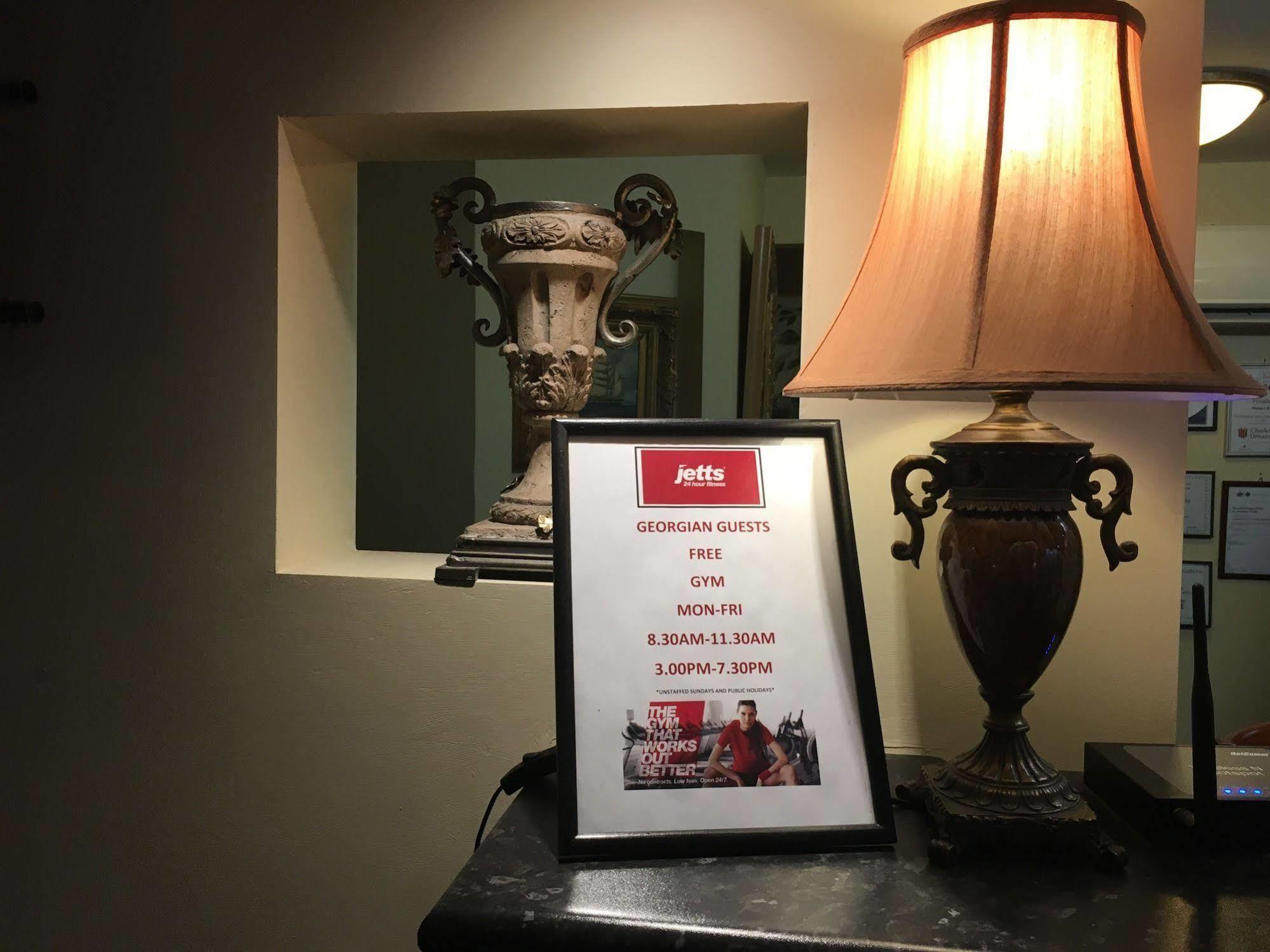 Hotel Georgian & 4*