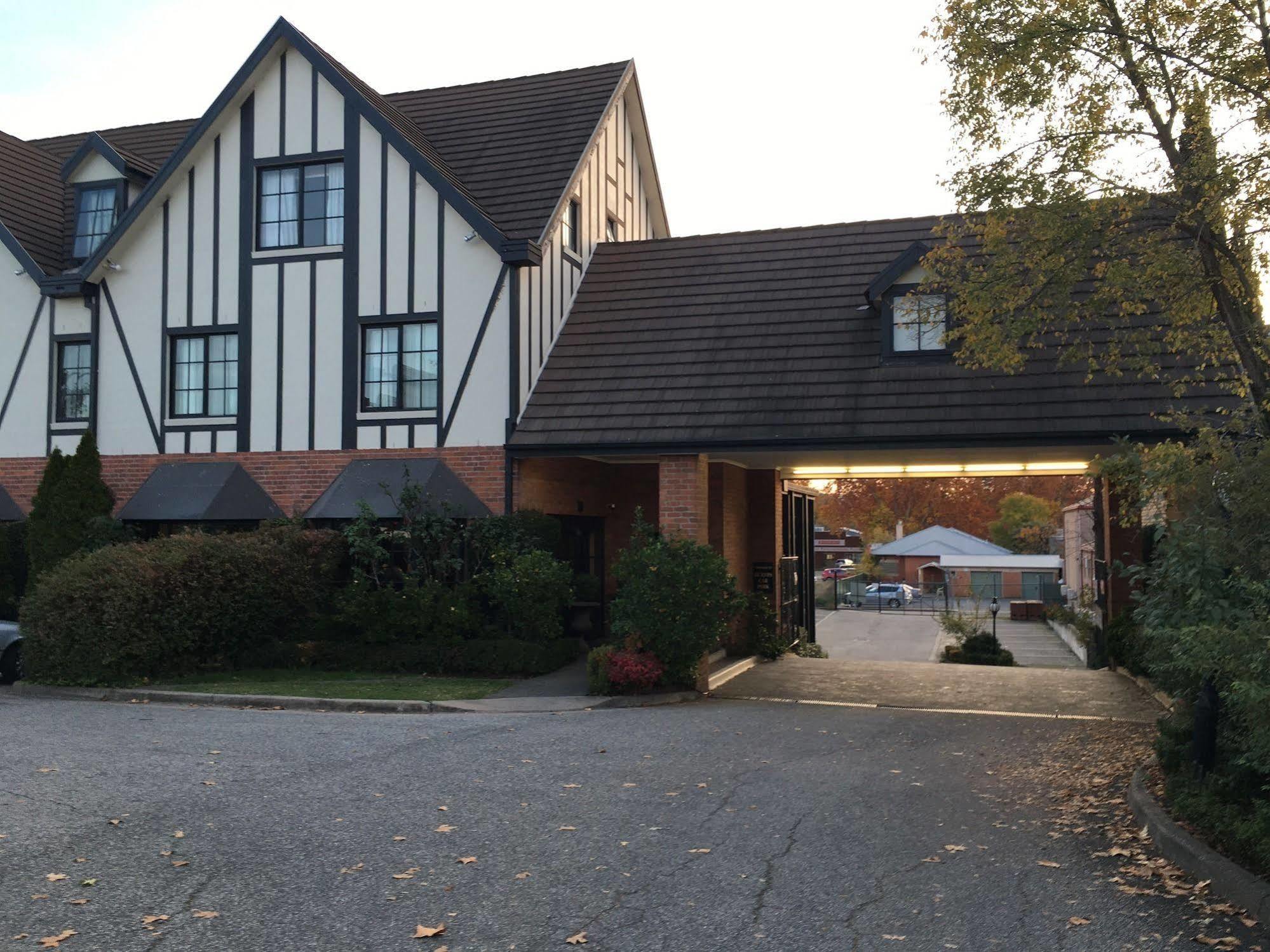 Manor House