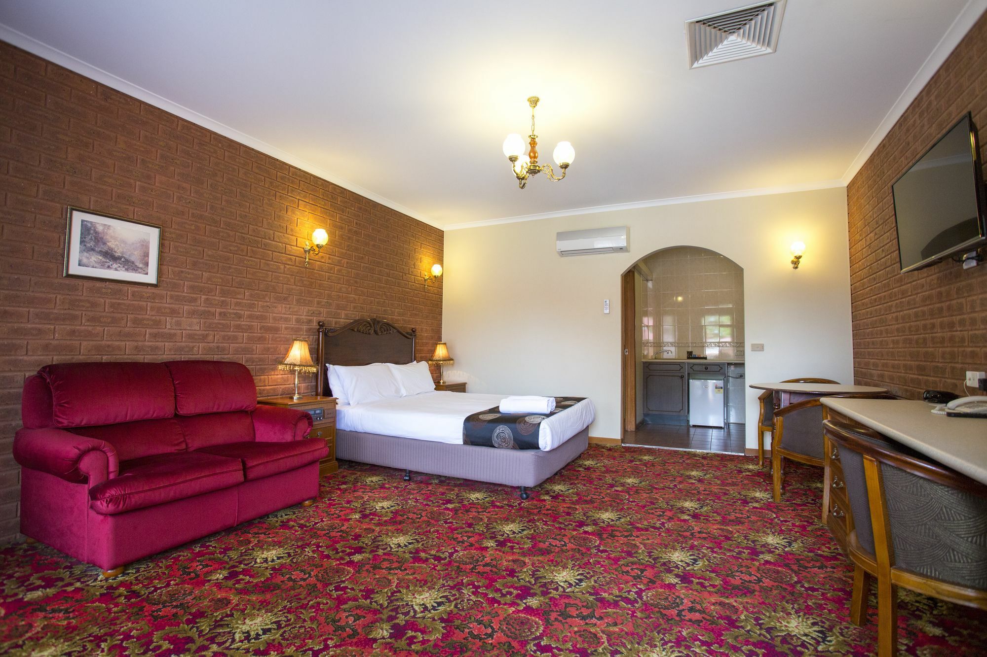 Meramie Motor Motel 4*