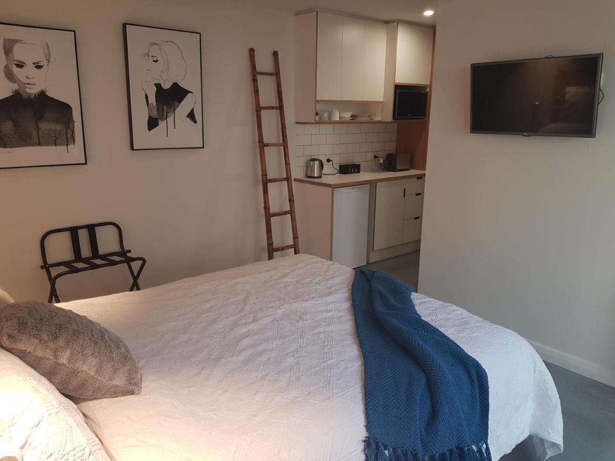Homestay Modern, Private And Close To Town. Albury